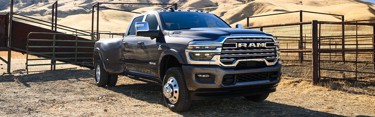 Chrysler, Dodge, Jeep, RAM, Wagoneer dealership in San Clemente, CA