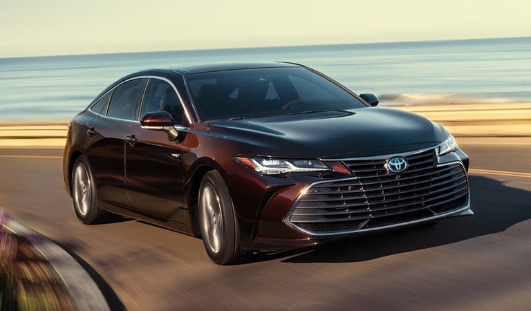 Toyota Avalon Hybrid in Petaluma CA