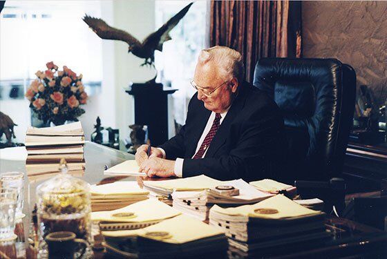 Bert becomes the sole owner of Galpin Ford