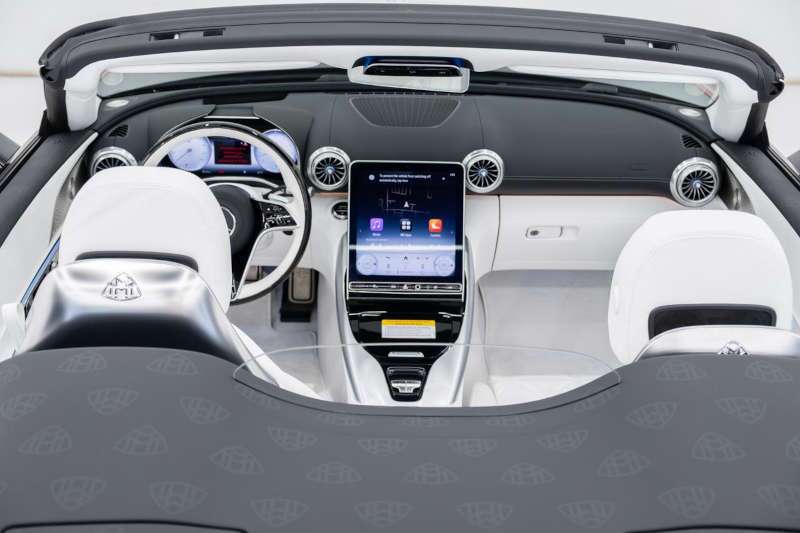 A view of the cockpit in the 2026 Mercedes-Benz SL 680 Maybach Monogram