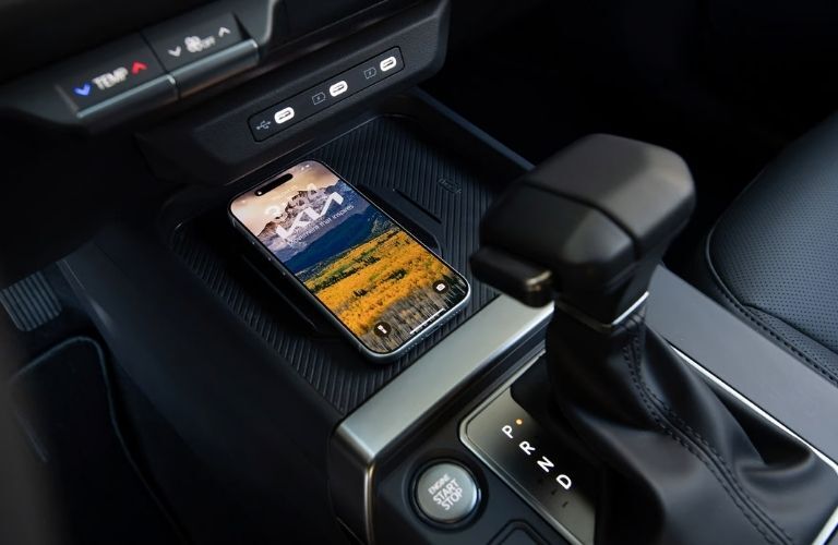 2027 Kia Seltos wireless charger