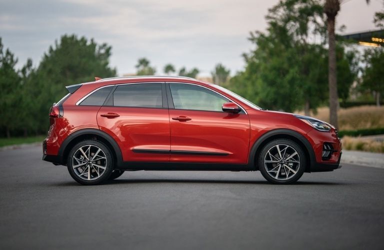 2021 Kia Niro side view