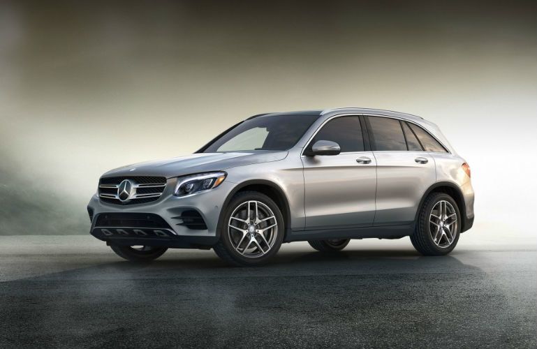 2016 Mercedes-Benz GLC in the spotlight