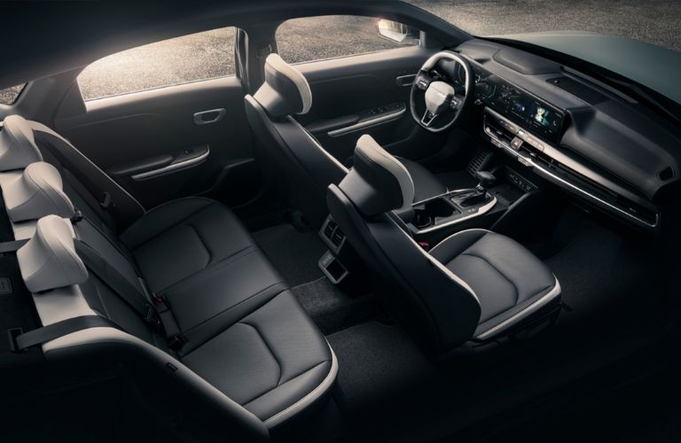 2025 Kia K4 GT-Line seats