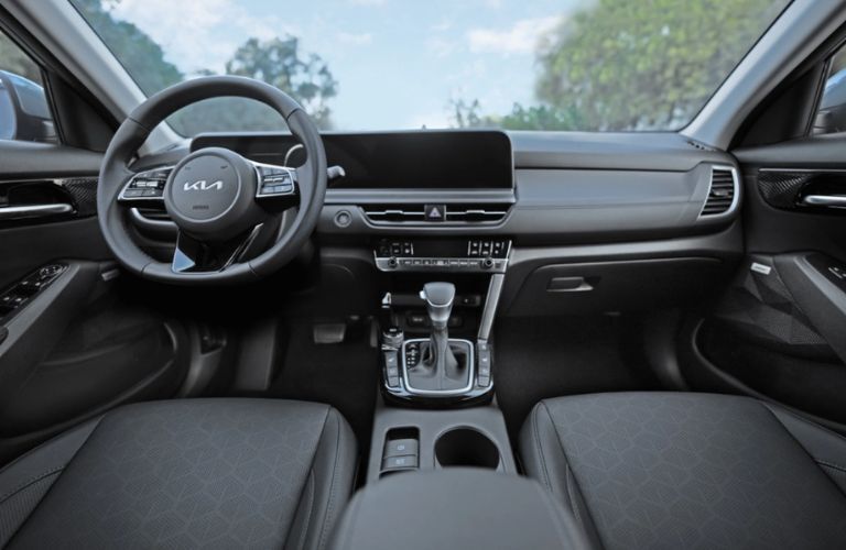 2024 Kia Seltos cabin view