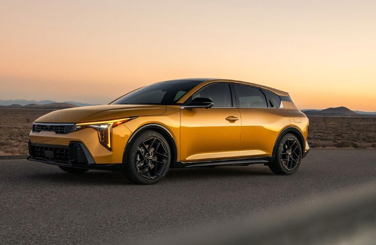 2026 Kia K4 side view