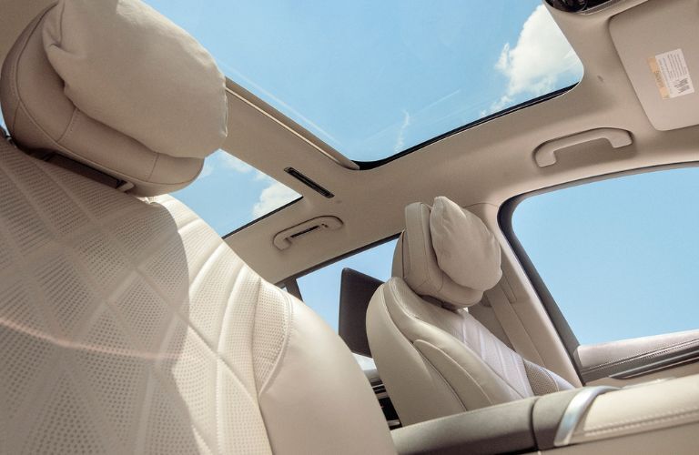 Panoramic roof of the 2023 Mercedes-Benz EQS 580 4MATIC SUV