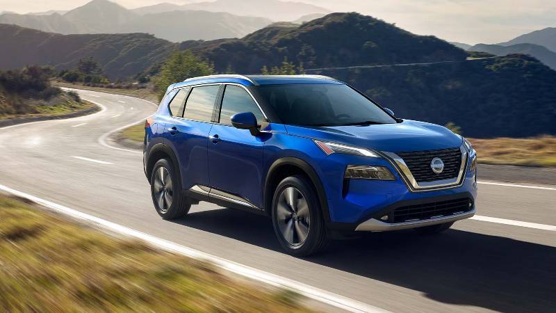 A blue 2022 Nissan Rogue SUV for sale near Washington D.C.
