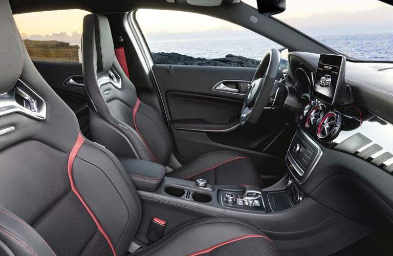 2018 GLA Front Cabin