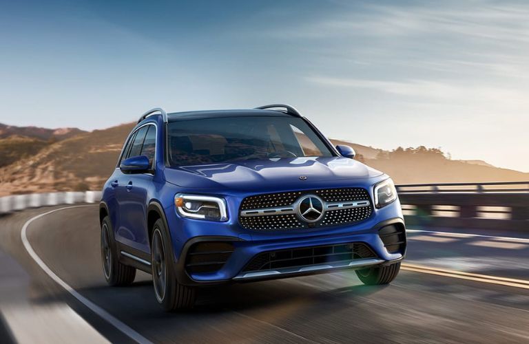 2022 Mercedes-Benz GLB SUV exterior front look