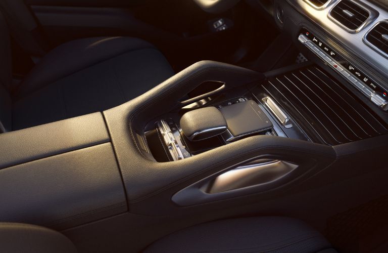 Grab handles, aluminum switches, and MBUX touchpad in the 2023 Mercedes-Benz GLE 350 4MATIC