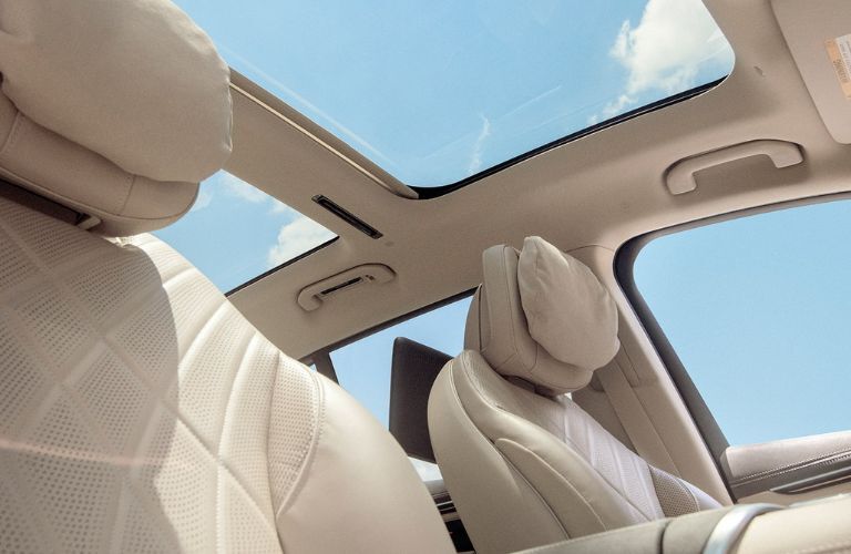 An image of the Panoramic Sunroof of the 2023 Mercedes-Benz EQS