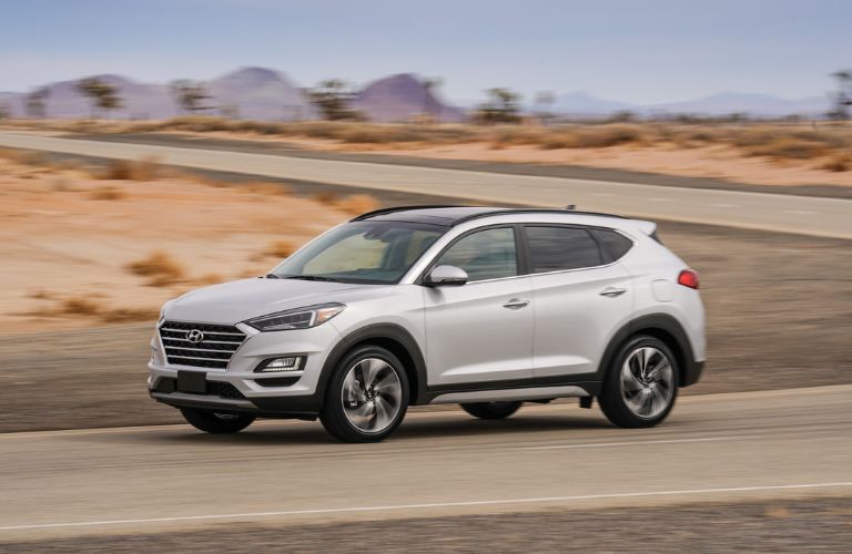 2020 Hyundai Tucson side quarter view