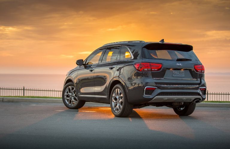 Rear view of the 2019 Kia Sorento at sunset