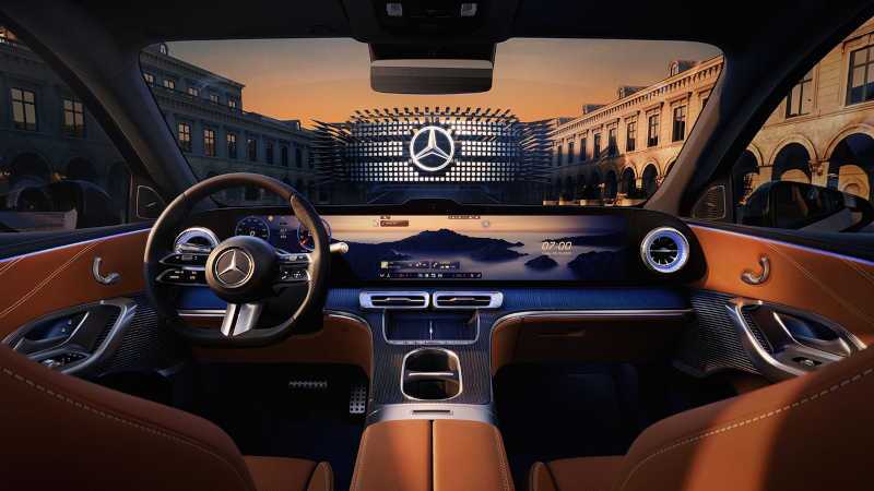 The high-tech cockpit of the 2027 Electric GLC