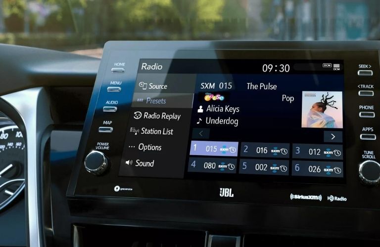 Used Toyota Camry infotainment system