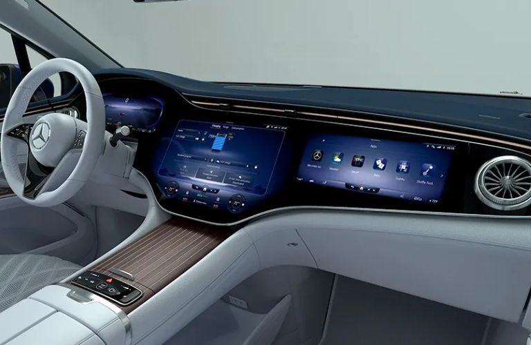 2024 Mercedes-Benz EQS 580 SUV interior front dash