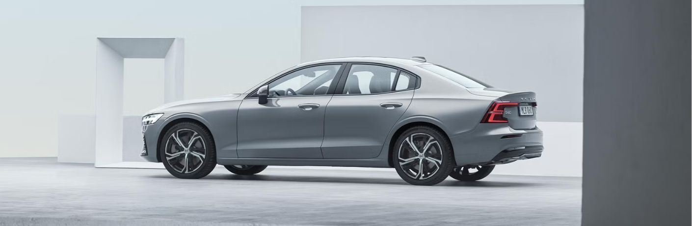 2025 Volvo S60 exterior front side view