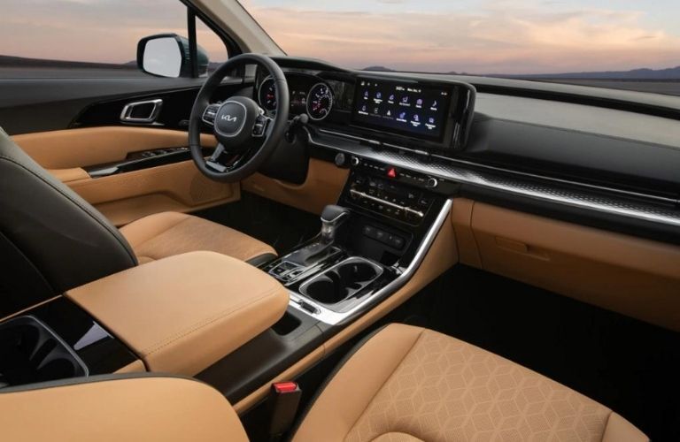 Dashboard and front seats of the 2023 Kia Carnival