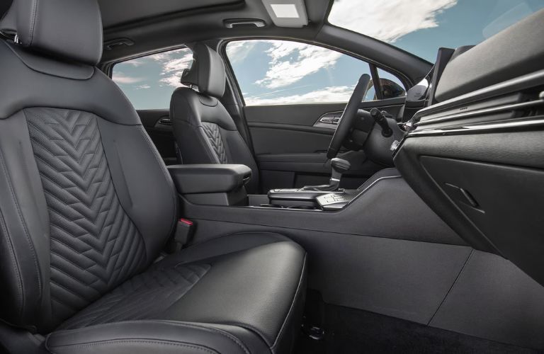2026 Kia Sportage front seats side view