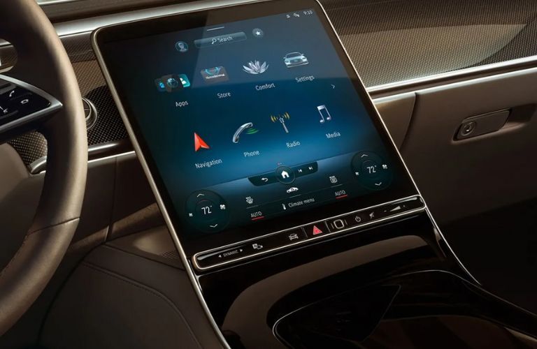 infotainment of the 2025 Mercedes-Benz S-Class