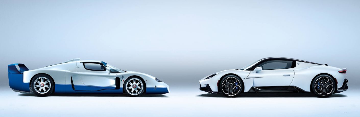 Two 2022 Maserati MC20 side by side