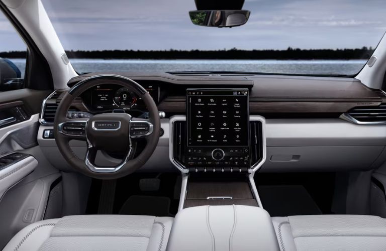 2025 GMC Acadia front seats