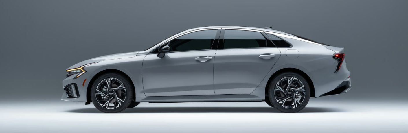 side view of the 2026 Kia K5