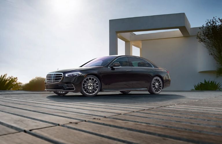 2026 Mercedes-Benz S 580e 4MATIC® Sedan exterior front view