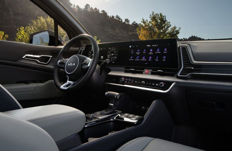 2025 Kia Sportage front interior