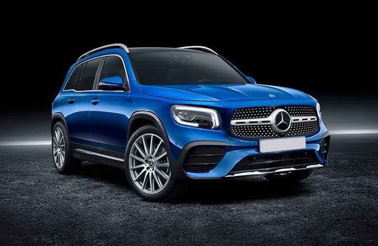2020 Mercedes-Benz GLB blue front view