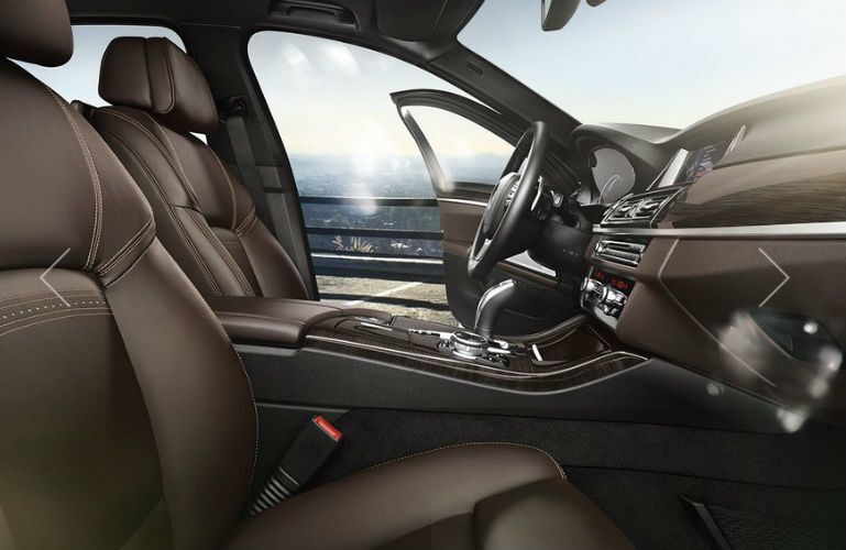 Cabin of the 2016 BMW 5-Series