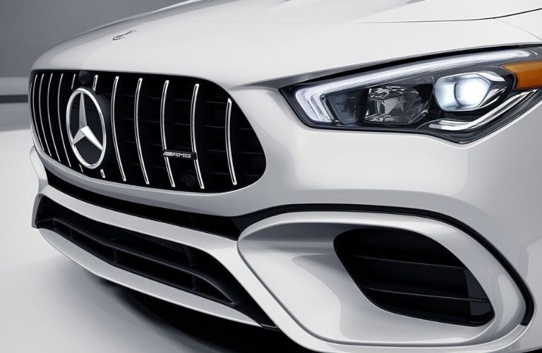 2022 Mercedes-AMG CLA 45 front grille