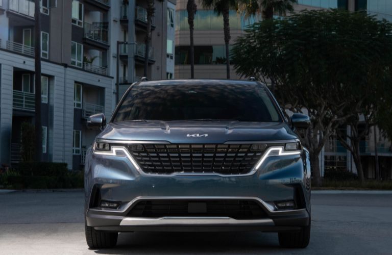 2023 Kia Carnival exterior front looks