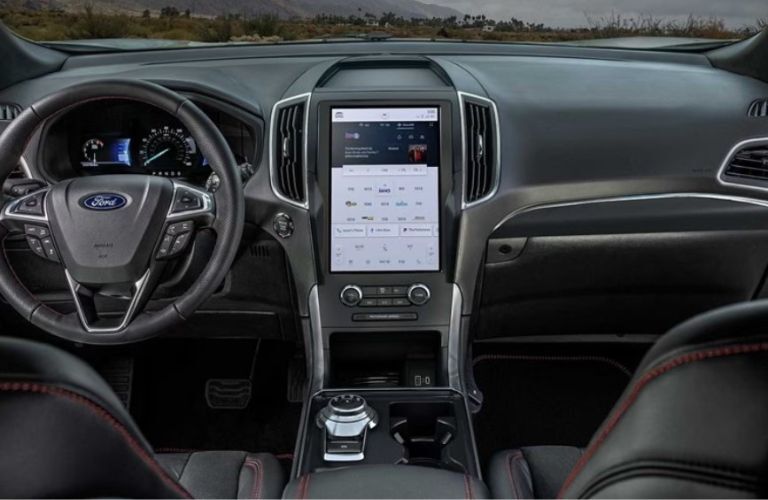 2024 Ford Edge ST-Line steering wheel and display screen