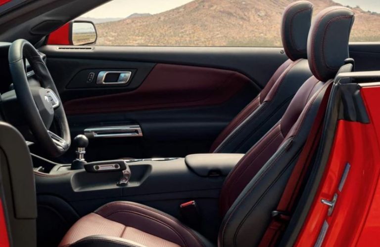 2025 Ford Mustang front seats side view