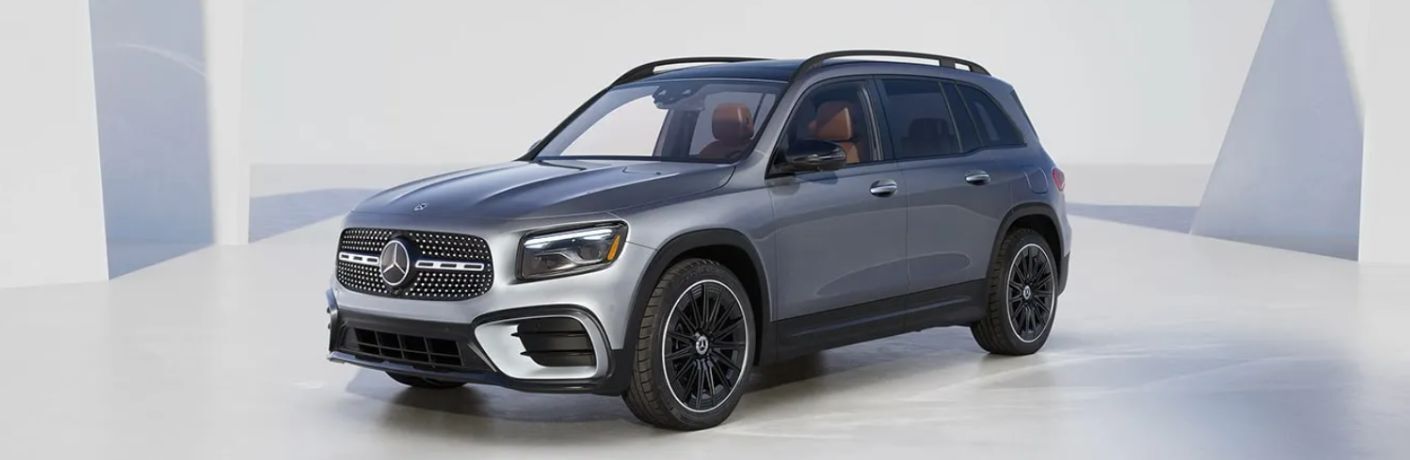 diagonal front view image of the 2025 Mercedes-Benz GLB SUV