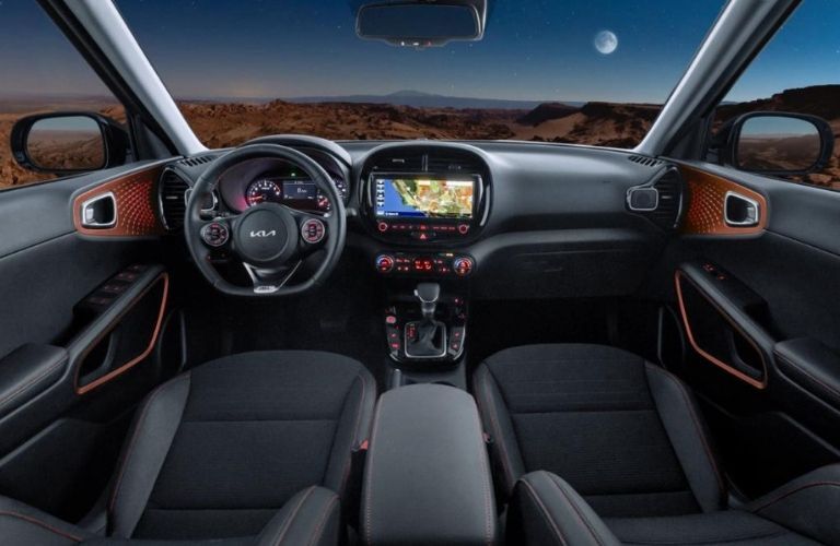 2022 Kia Soul front interior