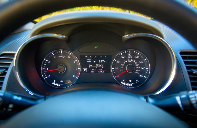 Gauge Display of the 2016 Kia Forte