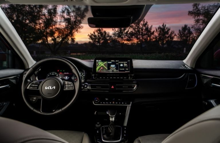 2022 Kia Seltos interior front dash