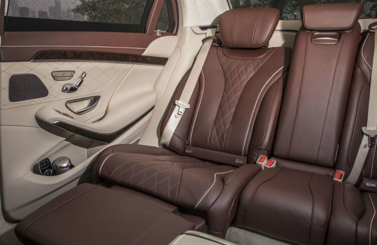 2018 Mercedes-Benz S 450 brown rear seats