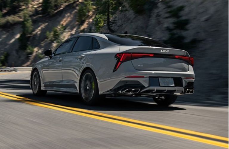 2025 Kia K5 side and backview