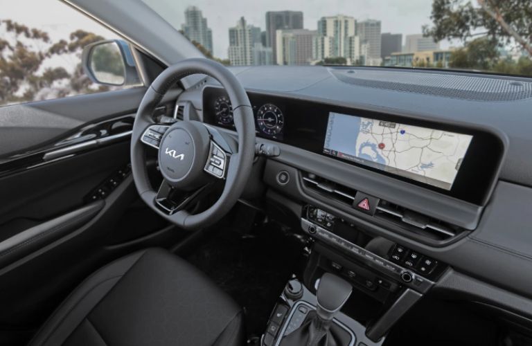 The dashboard of the 2024 Kia Seltos