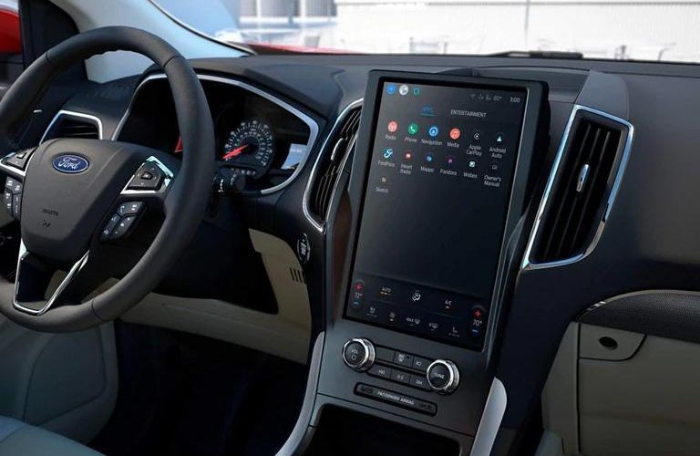 2024 Ford Edge SE dashboard view