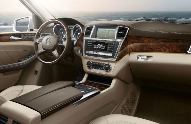 2016 Mercedes-Benz GL-Class interior