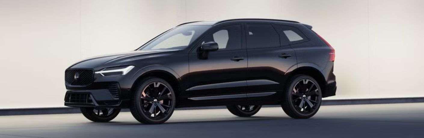 2025 Volvo XC60 exterior side view