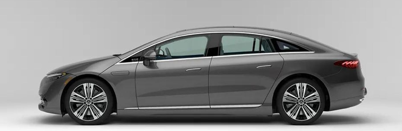 Side view of the 2024 Mercedes-Benz EQS 580 4MATIC Sedan Gray