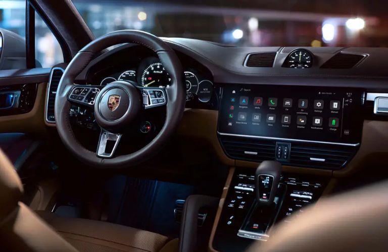 2023 Porsche Cayenne Coupe dashboard
