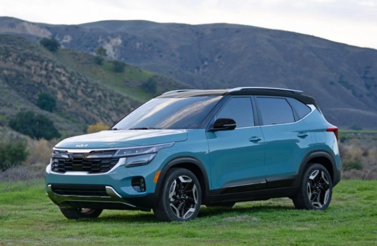 2025 Kia Seltos side view
