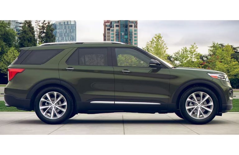 2024 Ford Explorer Forged Green